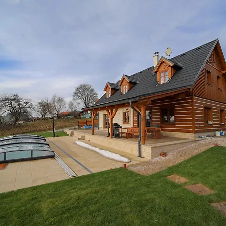 Lovec Hébergement de vacances Mladejov